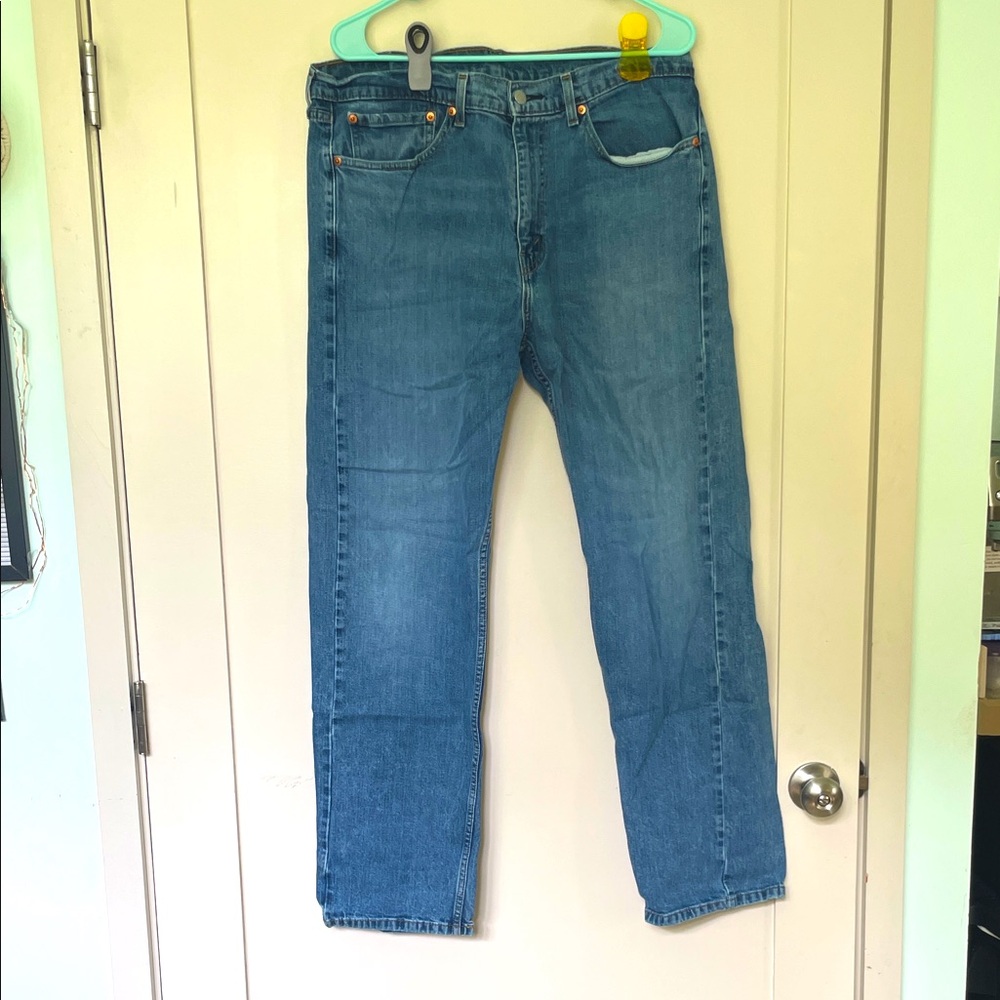 Classic Men's Levi’s Blue Denim Jeans